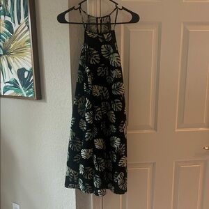 Forever 21  Tropical Leaf Print Dress